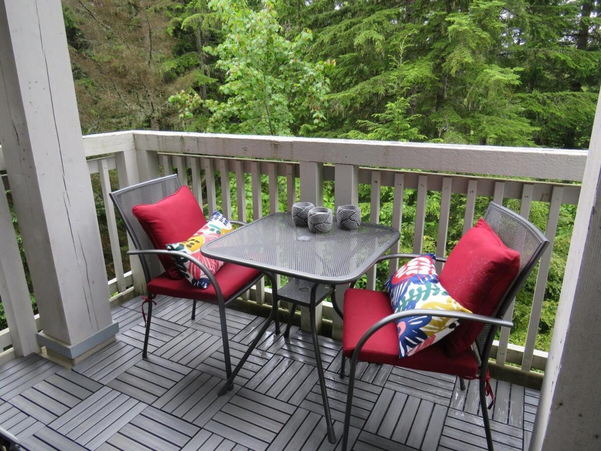 Stunning 3 Bed Townhome Near Lifts Free Shuttle Shared Hot Tub